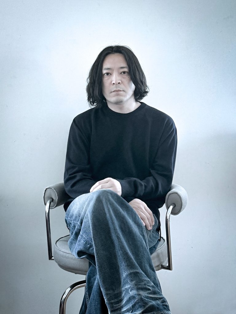 今年「AWT BAR」の建設を手掛けるのは建築家の松沢一応氏