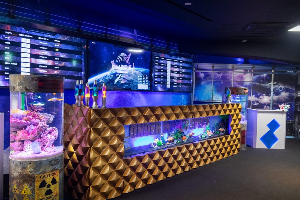 ひらかたパークのスポット新感覚アクアリウム「プラネットアクア・ポート」の様子