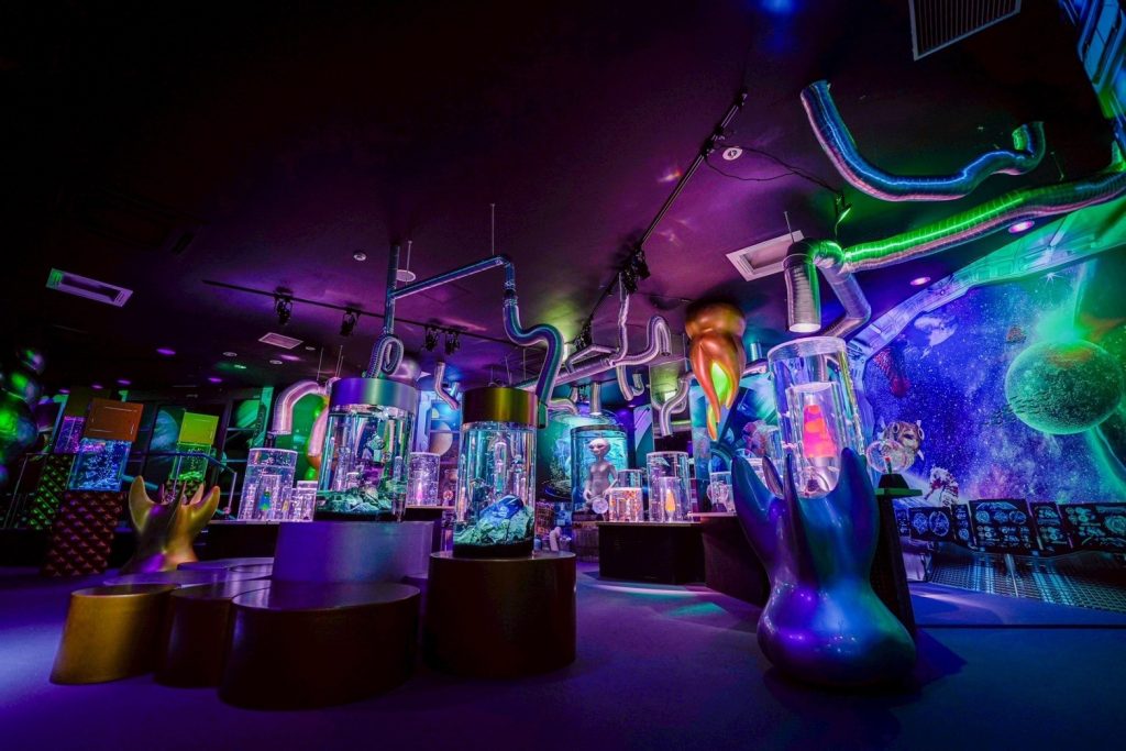 ひらかたパークのスポット新感覚アクアリウム「プラネットアクア・ポート」の様子