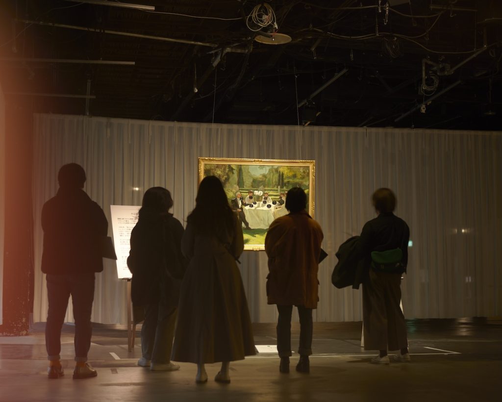 「視てはいけない絵画展」の様子