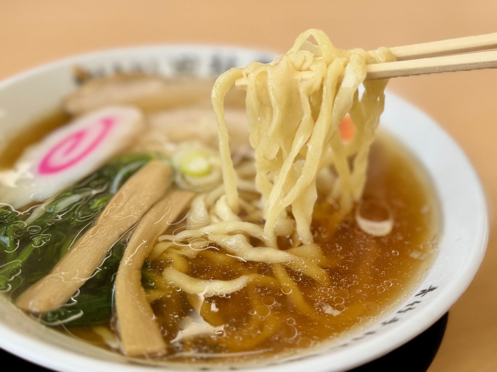 田村屋のラーメンの箸あげ