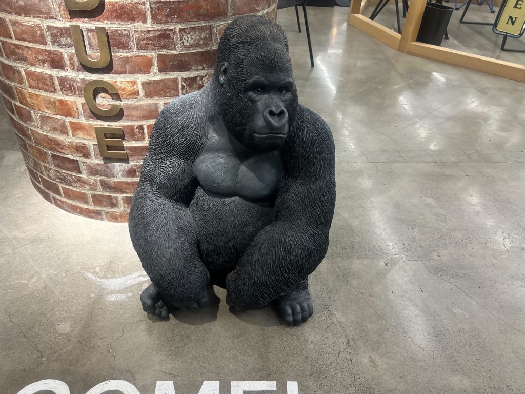 ゴリラオブジェの写真