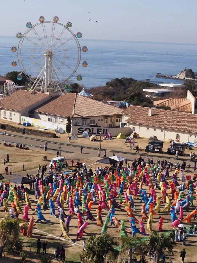 たくさんのティラノサウルスが集まっている様子を上から見た図