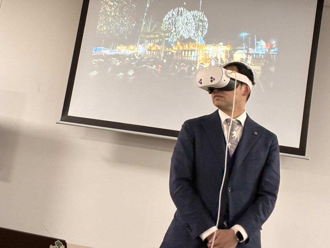 VRヘッドセットを使った発表
