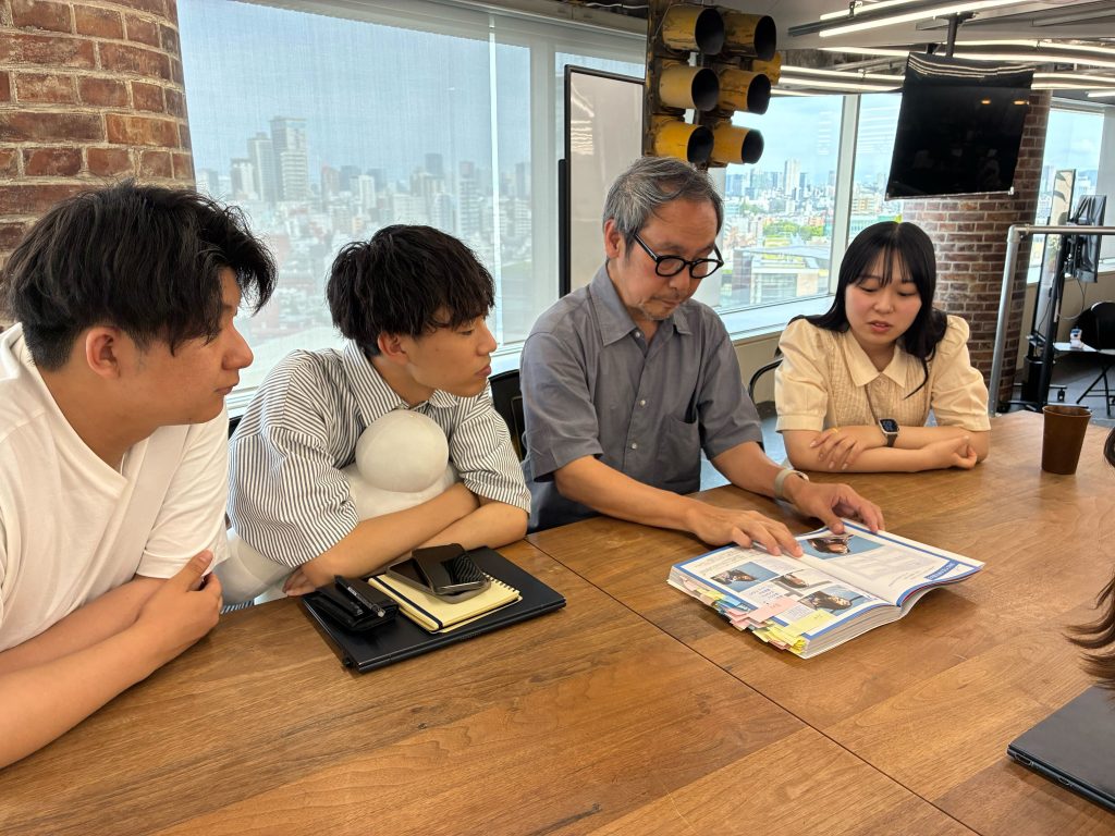 ディスカッションしている様子
