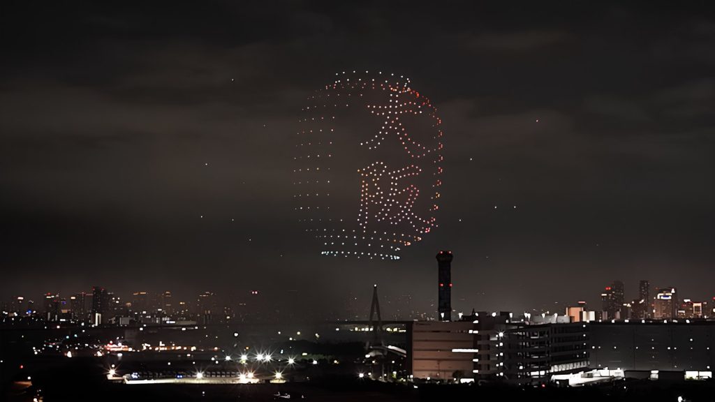 「OSAKA BAY SKYLUMINA FIREWORKS & DRONES」の様子